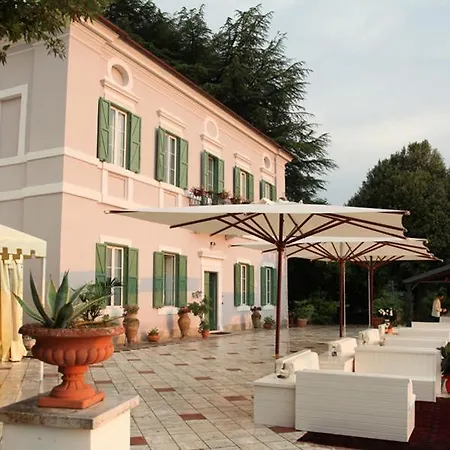 Bed & Breakfast Il Leccio *