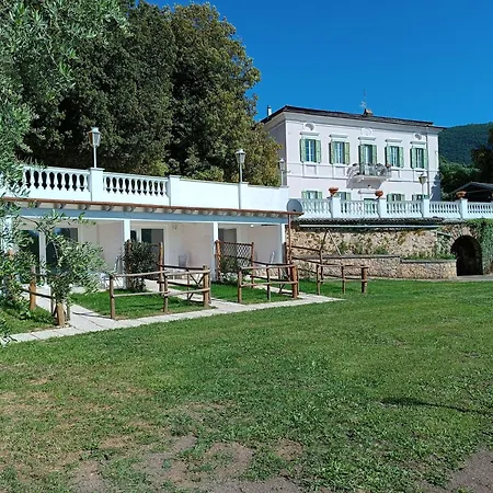 Bed and Breakfast Il Leccio 3*